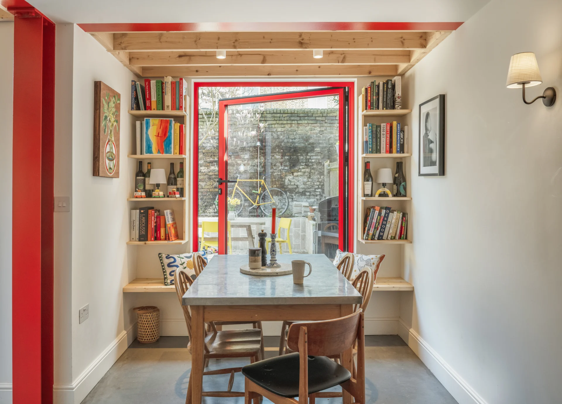 Red Steel - Interior