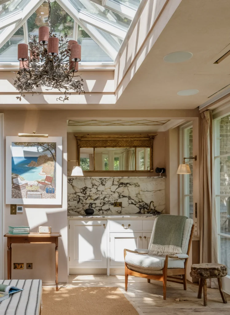 Tudor Lime - Interior
