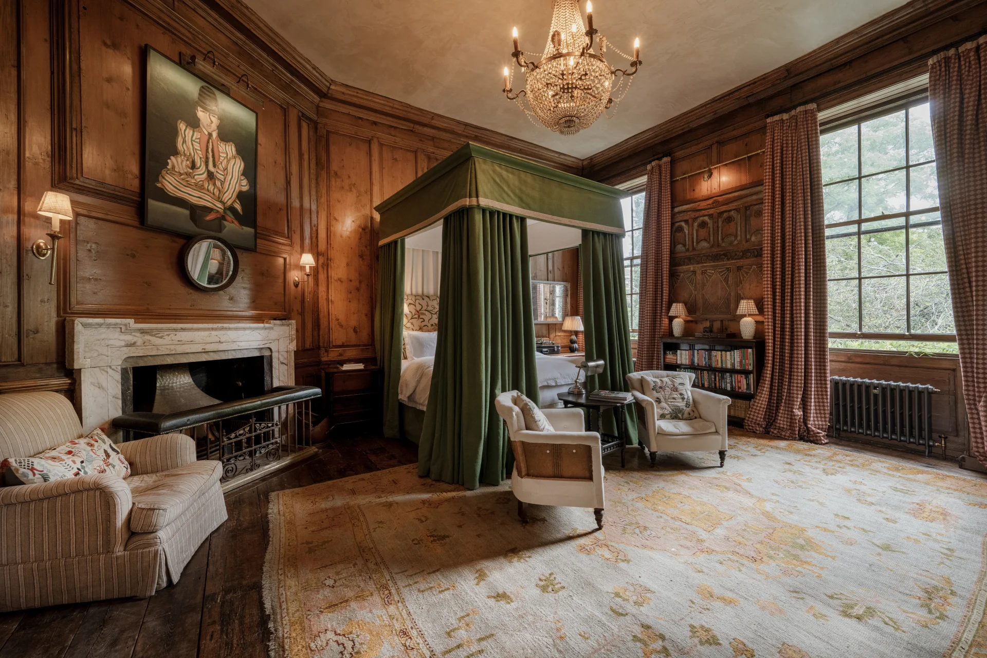 Tudor Lime - Interior